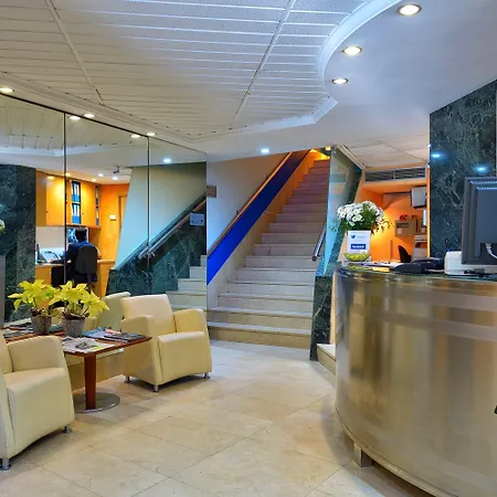 Acta Azul Hotel