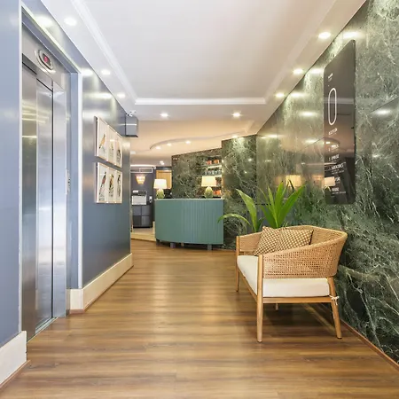 Acta Azul Hotel Barcelona