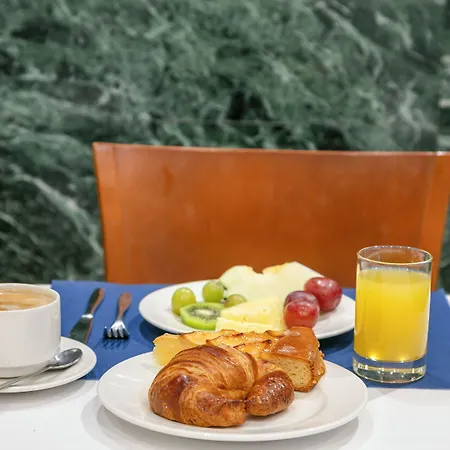 Acta Azul Hotel 3*