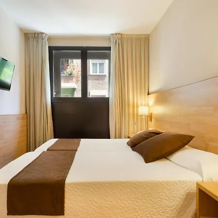 Acta Azul Hotel