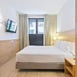 Acta Azul Hotel