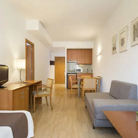 Hotel Acta Azul 3*
