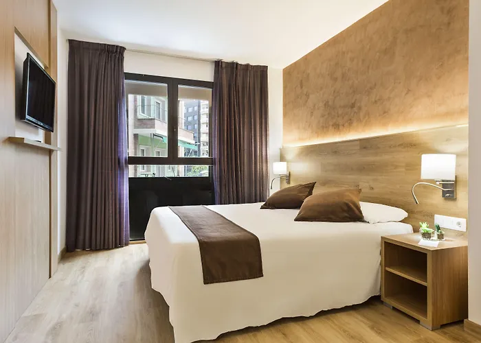 Otel Acta Azul 3*