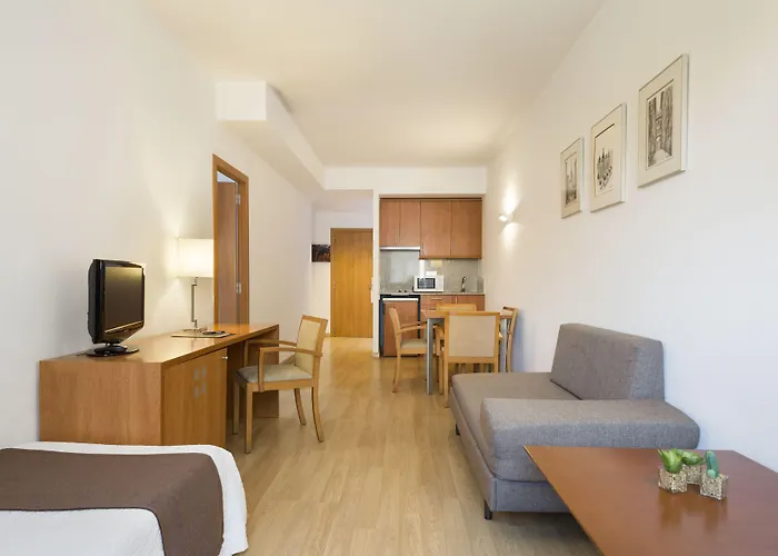 Otel Acta Azul 3*